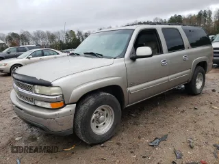 2000 Chevrolet Suburban LT with VIN 3GNFK16T2YG186019, listed as a Copart auction lot 80008534 with 260,589 mi miles and Clean Title. Bid and sale history available at carsss.com. Image 1.