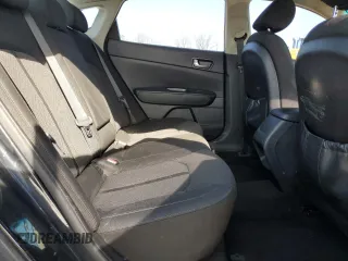 2016 Kia Optima LX z VIN 5XXGT4L36GG037534, wystawiony jako Copart lot #54903175 z przebiegiem 171 792 mil mil oraz Szkoda całkowita • Salvage title. Historia ofert i sprzedaży dostępna na DreamBid. Obrazek 10.
