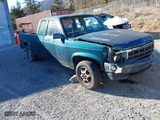 1994 Dodge Dakota with VIN 1B7GL23X6RW142082, listed as a IAAI auction lot 41837256 with 179,165 mi miles. Bid and sale history available at carsss.com. Image 1.