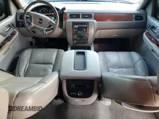 2008 GMC Sierra 3500HD SRW SLT z VIN 1GTHK33618F176644, wystawiony jako Copart lot #73640434 z przebiegiem 248 244 mil mil oraz Szkody całkowita. Historia ofert i sprzedaży dostępna na DreamBid. Obrazek 8.