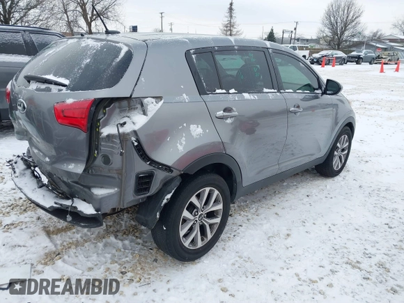 2016 Kia Sportage LX with VIN KNDPB3AC2G7847526, listed as a IAAI auction lot 41326209 with 202,657 mi miles. Bid and sale history available at carsss.com. Image 4.