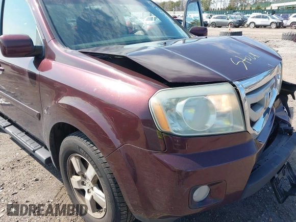 2011 Honda Pilot EX-L with VIN 5FNYF4H58BB060797, listed as a IAAI auction lot 42027084 with 175,466 mi miles. Bid and sale history available at carsss.com. Image 18.