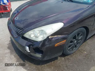 2002 Lexus ES 300 с VIN JTHBF30G425026580, выставлен на аукционе IAAI как лот 42370924 с пробегом 215 836 миль миль и . История ставок и продаж доступна на DreamBid. Изображение 6.