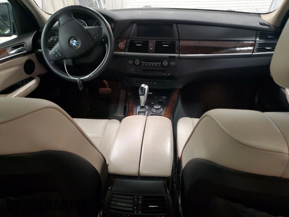 2012 BMW X5 35i с VIN 5UXZV4C55CL750678, выставлен на аукционе Copart как лот 52995185 с пробегом 130 912 миль миль и Чистый • Clean title. История ставок и продаж доступна на DreamBid. Изображение 8.