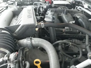 2024 Nissan Frontier S z VIN 1N6ED1CLXRN632782, wystawiony jako IAAI lot #42365315 z przebiegiem 9 387 mil mil oraz . Historia ofert i sprzedaży dostępna na DreamBid. Obrazek 19.