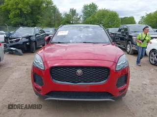 2018 Jaguar E-Pace SE z VIN SADFP2FX1J1Z16885, wystawiony jako IAAI lot #42293911 z przebiegiem 87 028 mil mil oraz . Historia ofert i sprzedaży dostępna na DreamBid. Obrazek 12.