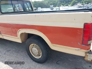 1983 Ford F-150 with VIN 1FTEX15Y5DKA31809, listed as a IAAI auction lot 42719603 with 19,240 mi miles and . Bid and sale history available at DreamBid. Image 18.