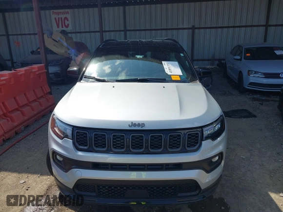 2024 Jeep Compass Latitude with VIN 3C4NJDBN4RT170123, listed as a IAAI auction lot 41891351 with 10,547 mi miles and . Bid and sale history available at carsss.com. Image 13.