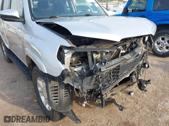 2021 Toyota 4Runner SR5 with VIN JTEMU5JR1M5937878, listed as a IAAI auction lot 42130560 with 85,547 mi miles and . Bid and sale history available at DreamBid. Image 6.