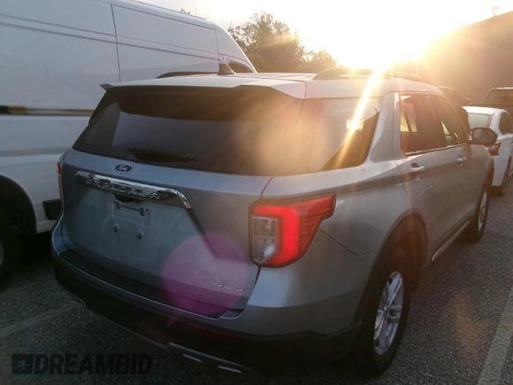 2022 Ford Explorer XLT z VIN 1FMSK8DH7NGA50616, wystawiony jako IAAI lot #42845572 z przebiegiem 21 441 mil mil oraz . Historia ofert i sprzedaży dostępna na DreamBid. Obrazek 9.