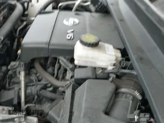 2014 Nissan Pathfinder Platinum z VIN 5N1AR2MM6EC691409, wystawiony jako IAAI lot #42998413 z przebiegiem 100 382 mil mil oraz . Historia ofert i sprzedaży dostępna na DreamBid. Obrazek 18.