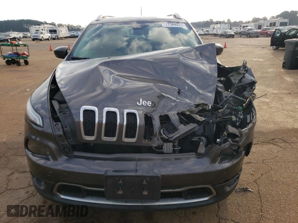 2018 Jeep Cherokee Limited z VIN 1C4PJLDB2JD580547, wystawiony jako Copart lot #77340224 z przebiegiem 157 030 mil mil oraz Szkoda całkowita • Salvage title. Historia ofert i sprzedaży dostępna na DreamBid. Obrazek 12.