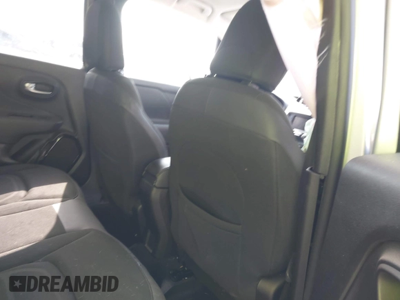 2017 Jeep Renegade Latitude with VIN ZACCJABB9HPF14286, listed as a IAAI auction lot 42042956 with 79,521 mi miles. Bid and sale history available at carsss.com. Image 8.