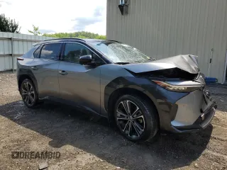 2023 Toyota bZ4X XLE z VIN JTMABACA9PA008983, wystawiony jako Copart lot #58891994 z przebiegiem Nie podano mil oraz Szkoda całkowita • Salvage title. Historia ofert i sprzedaży dostępna na DreamBid. Obrazek 4.