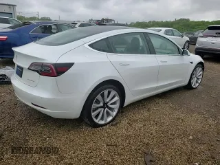 2020 Tesla Model 3 Long Range z VIN 5YJ3E1EB3LF667522, wystawiony jako Copart lot #57421145 z przebiegiem 77 821 mil mil oraz Szkoda całkowita • Salvage title. Historia ofert i sprzedaży dostępna na DreamBid. Obrazek 14.