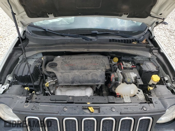 2017 Jeep Renegade Latitude with VIN ZACCJABB9HPG52068, listed as a Copart auction lot 55065385 with 57,773 mi miles and Salvage title. Bid and sale history available at DreamBid. Image 12.