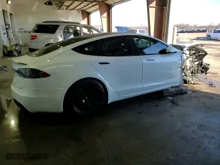2022 Tesla Model S Plaid with VIN 5YJSA1E68NF460377, listed as a Copart auction lot 42118195 with 24,222 mi miles and Salvage Title. Bid and sale history available at carsss.com. Image 13.