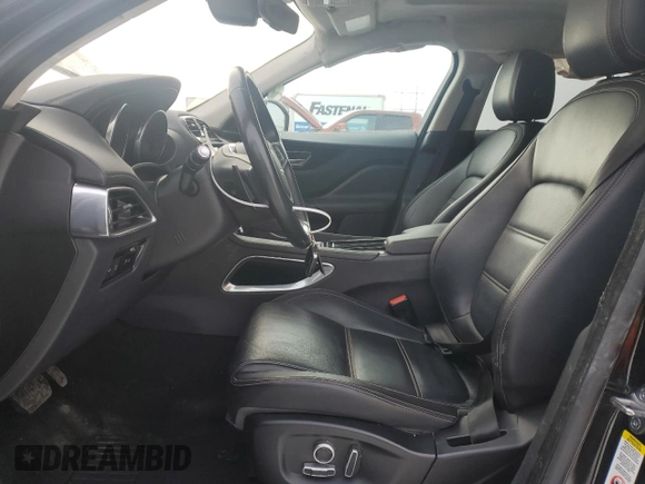 2020 Jaguar F-Pace 30t Prestige with VIN SADCK2GX8LA635489, listed as a Copart auction lot 45633435 with 43,674 mi miles and Salvage Title. Bid and sale history available at DreamBid. Image 7.
