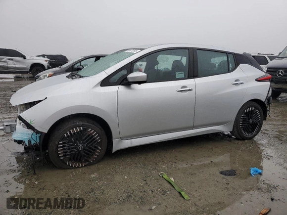 2025 Nissan LEAF SV Plus with VIN 1N4CZ1CV1SC558995, listed as a Copart auction lot 41471515 with 361 mi miles and Salvage Title. Bid and sale history available at carsss.com. Image 1.