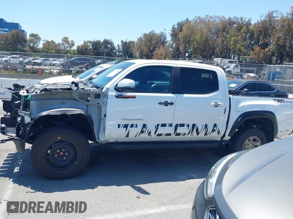 2019 Toyota Tacoma SR5 with VIN 3TMAZ5CN1KM096770, listed as a IAAI auction lot 42147168 with Not provided miles and . Bid and sale history available at DreamBid. Image 13.