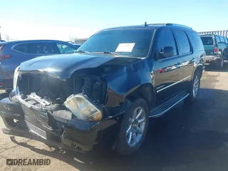 2010 GMC Yukon Denali with VIN 1GKUKEEF2AR235104, listed as a IAAI auction lot 41669918 with 133648 miles. Bid and sale history available at carsss.com. Image 17.