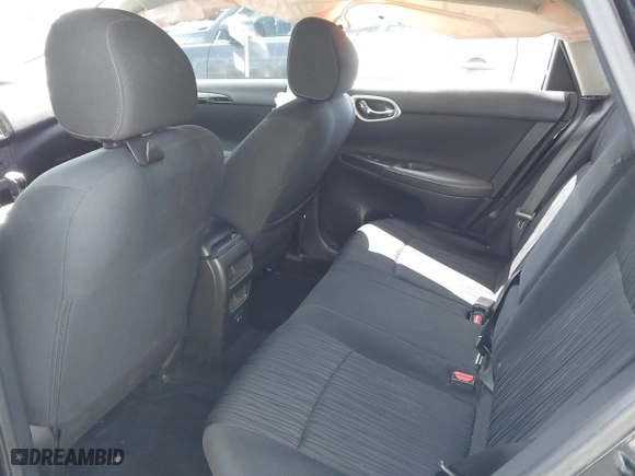 2019 Nissan Sentra SR with VIN 3N1AB7AP3KY333145, listed as a IAAI auction lot 41939140 with 123,502 mi miles. Bid and sale history available at carsss.com. Image 8.