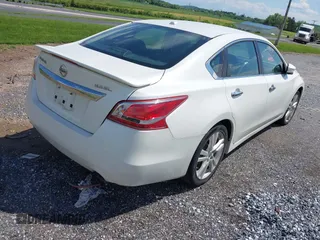 2013 Nissan Altima SV with VIN 1N4BL3AP2DN467142, listed as a IAAI auction lot 42227652 with 120,588 mi miles and . Bid and sale history available at DreamBid. Image 4.