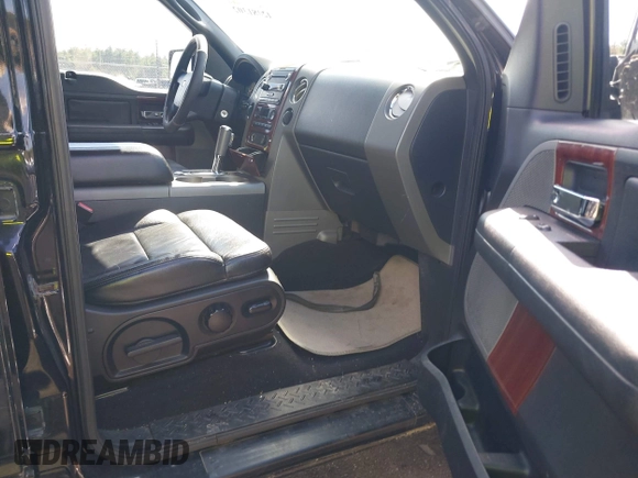 2005 Ford F-150 XLT with VIN 1FTPW14545FA53006, listed as a IAAI auction lot 42081302 with 168,721 mi miles. Bid and sale history available at carsss.com. Image 5.