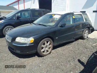 2005 Volvo V70 с VIN YV1SW592952480926, выставлен на аукционе IAAI как лот 42080283 с пробегом 209 268 миль миль и . История ставок и продаж доступна на DreamBid. Изображение 2.