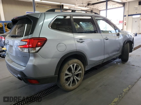 2020 Subaru Forester Limited with VIN JF2SKAUC5LH588076, listed as a Copart auction lot 63333775 with 43,694 mi miles and Salvage title. Bid and sale history available at DreamBid. Image 3.