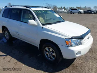 2007 Toyota Highlander w/3rd Row with VIN JTEEP21A870211778, listed as a IAAI auction lot 41821461 with 231,498 mi miles. Bid and sale history available at carsss.com. Image 1.