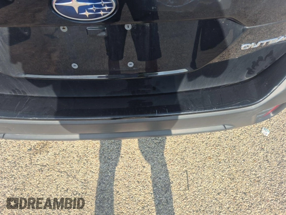 2022 Subaru Outback Premium with VIN 4S4BTADC4N3267394, listed as a IAAI auction lot 42784086 with 74,740 mi miles and . Bid and sale history available at DreamBid. Image 18.