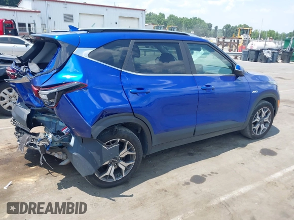 2022 Kia Seltos EX z VIN KNDERCAA8N7289826, wystawiony jako IAAI lot #39743322 z przebiegiem 34 187 mil mil oraz . Historia ofert i sprzedaży dostępna na DreamBid. Obrazek 4.