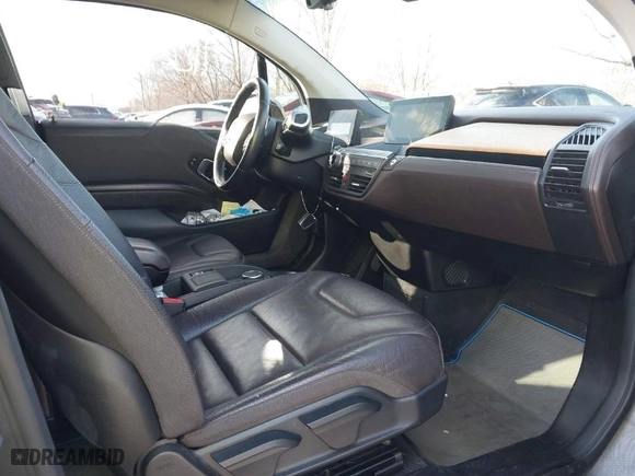 2014 BMW i3 with VIN WBY1Z4C5XEV276199, listed as a IAAI auction lot 41229581 with NaN miles. Bid and sale history available at carsss.com. Image 5.