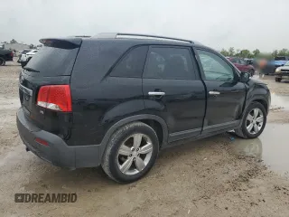 2013 Kia Sorento EX with VIN 5XYKU4A62DG390929, listed as a Copart auction lot 50925105 with 110,973 mi miles and Salvage Title. Bid and sale history available at carsss.com. Image 3.