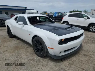 2023 Dodge Challenger R/T Scat Pack z VIN 2C3CDZFJ9PH625657, wystawiony jako Copart lot #56587905 z przebiegiem 7 147 mil mil oraz Szkoda całkowita • Salvage title. Historia ofert i sprzedaży dostępna na DreamBid. Obrazek 4.