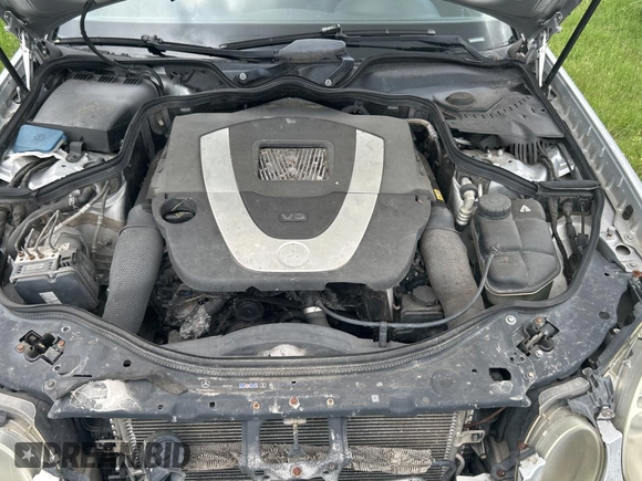 2007 Mercedes-Benz E 350 z VIN WDBUF56XX7B076632, wystawiony jako Copart lot #59032795 z przebiegiem 130 410 mil mil oraz Szkoda całkowita • Salvage title. Historia ofert i sprzedaży dostępna na DreamBid. Obrazek 7.