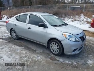 2012 Nissan Versa SL with VIN 3N1CN7AP2CL852444, listed as a IAAI auction lot 41342083 with 135,779 mi miles and . Bid and sale history available at carsss.com. Image 1.