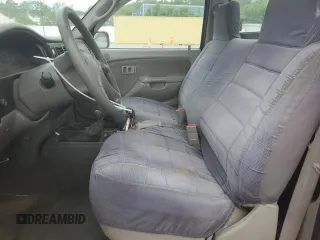 2001 Toyota Tacoma z VIN 5TEPM62N71Z853897, wystawiony jako Copart lot #60276875 z przebiegiem 250 456 mil mil oraz Czysty tytuł • Clean title. Historia ofert i sprzedaży dostępna na DreamBid. Obrazek 7.