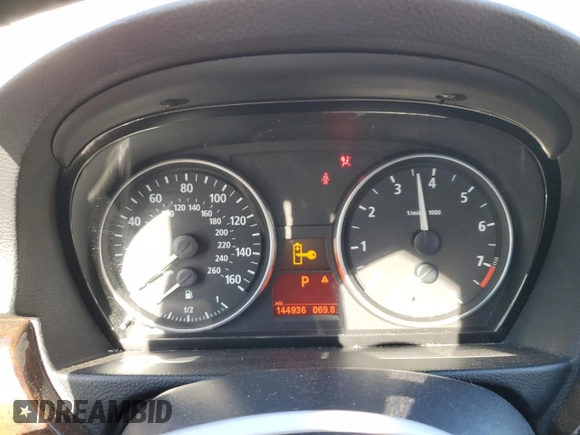 2006 BMW 3 Series 330i with VIN WBAVB33516PS13416, listed as a Copart auction lot 54619965 with 144,936 mi miles and Salvage Title. Bid and sale history available at DreamBid. Image 9.