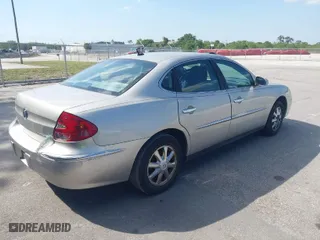 2007 Buick LaCrosse CX with VIN 2G4WC582971244129, listed as a IAAI auction lot 41786820 with 105,343 mi miles. Bid and sale history available at carsss.com. Image 4.