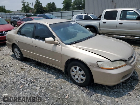 2000 Honda Accord SE with VIN 1HGCG5673YA077673, listed as a Copart auction lot 57555835 with 215,975 mi miles and Non repairable. Bid and sale history available at DreamBid. Image 4.