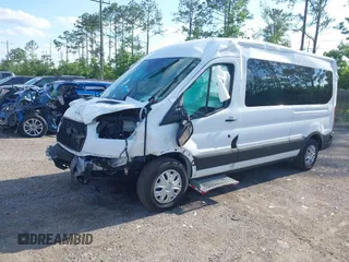 2024 Ford Transit Passenger XL z VIN 1FDAX2C89RKA86208, wystawiony jako IAAI lot #42260251 z przebiegiem 2 635 mil mil oraz . Historia ofert i sprzedaży dostępna na DreamBid. Obrazek 17.