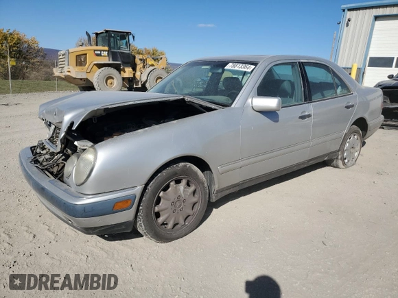1999 Mercedes-Benz E-Class with VIN WDBJF82H3XX025477, listed as a Copart auction lot 78813364 with 235,541 mi miles and Salvage Title. Bid and sale history available at carsss.com. Image 1.