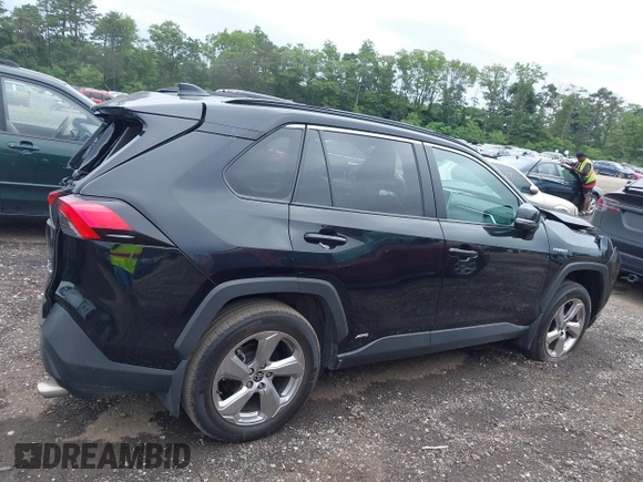 2021 Toyota RAV4 Hybrid LE with VIN 2T3B6RFV5MW022592, listed as a IAAI auction lot 42573098 with 25,651 mi miles and . Bid and sale history available at DreamBid. Image 12.