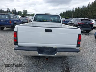 1998 Dodge 2500 z VIN 3B7KC26Z1WM267154, wystawiony jako IAAI lot #42206886 z przebiegiem 120 336 mil mil oraz . Historia ofert i sprzedaży dostępna na DreamBid. Obrazek 16.