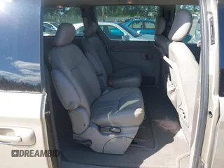 2003 Chrysler Town & Country LXi with VIN 2C8GP54L13R274683, listed as a IAAI auction lot 42150277 with 151,477 mi miles. Bid and sale history available at carsss.com. Image 8.