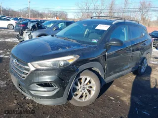 2016 Hyundai Tucson SE with VIN KM8J3CA42GU076476, listed as a IAAI auction lot 41272580 with 112,010 mi miles. Bid and sale history available at carsss.com. Image 6.