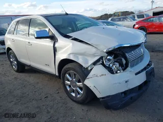 2008 Lincoln MKX with VIN 2LMDU68C88BJ23627, listed as a IAAI auction lot 41717437 with 140,189 mi miles. Bid and sale history available at carsss.com. Image 1.
