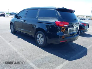 2017 Kia Sedona LX with VIN KNDMB5C17H6319935, listed as a IAAI auction lot 42025352 with 74,561 mi miles. Bid and sale history available at carsss.com. Image 3.
